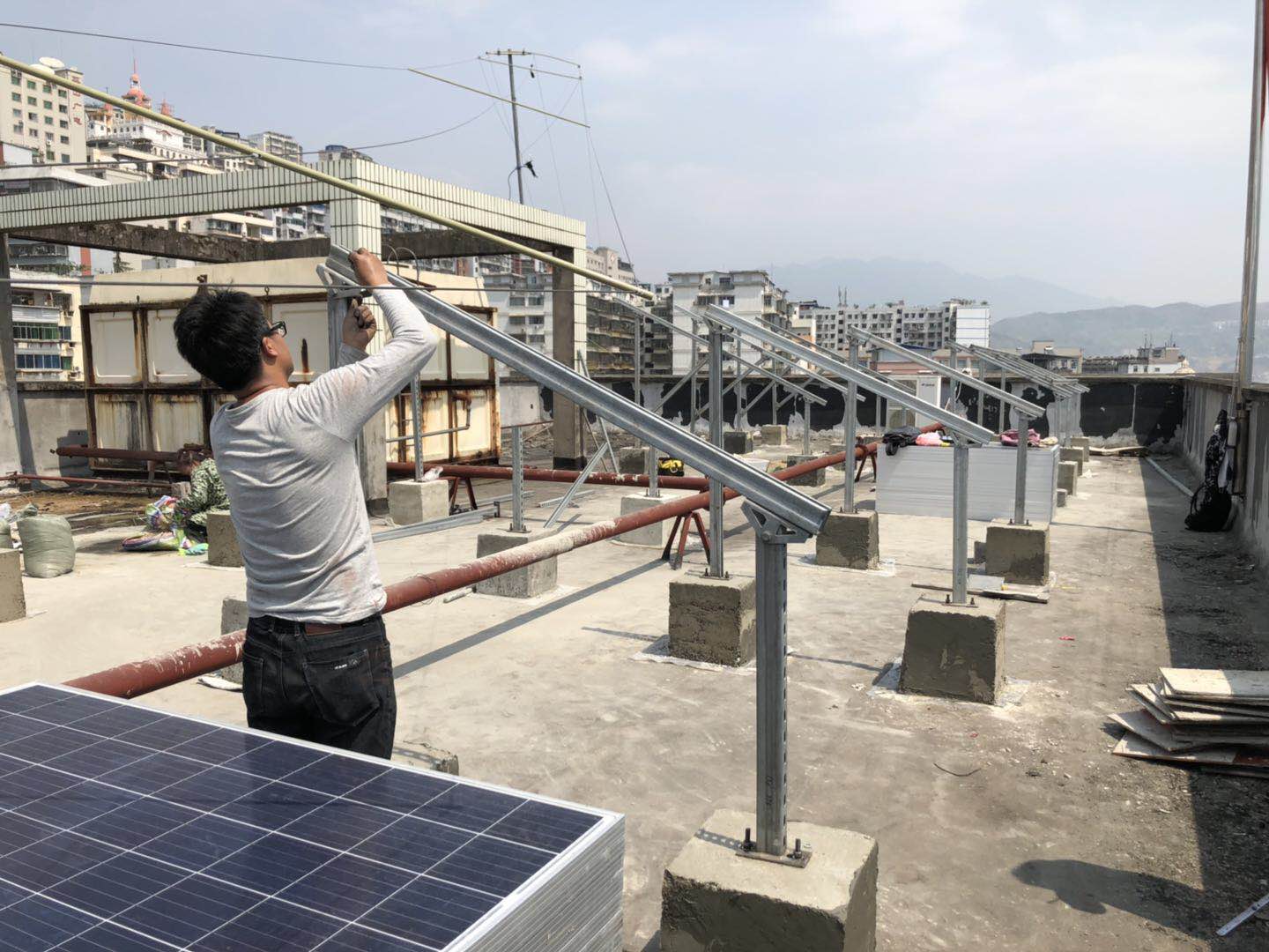 重庆某县政府大楼10wp太阳能光伏并网电站的节能减排项目太