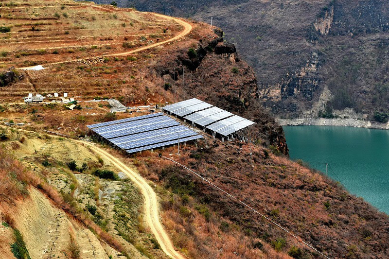 凉山州某地180KW太阳能提灌站